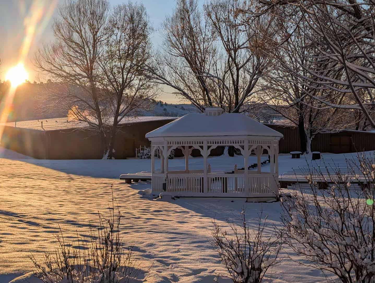 Winter Weddings at Ellis Ranch: Handling Snow and Mountain Logistics